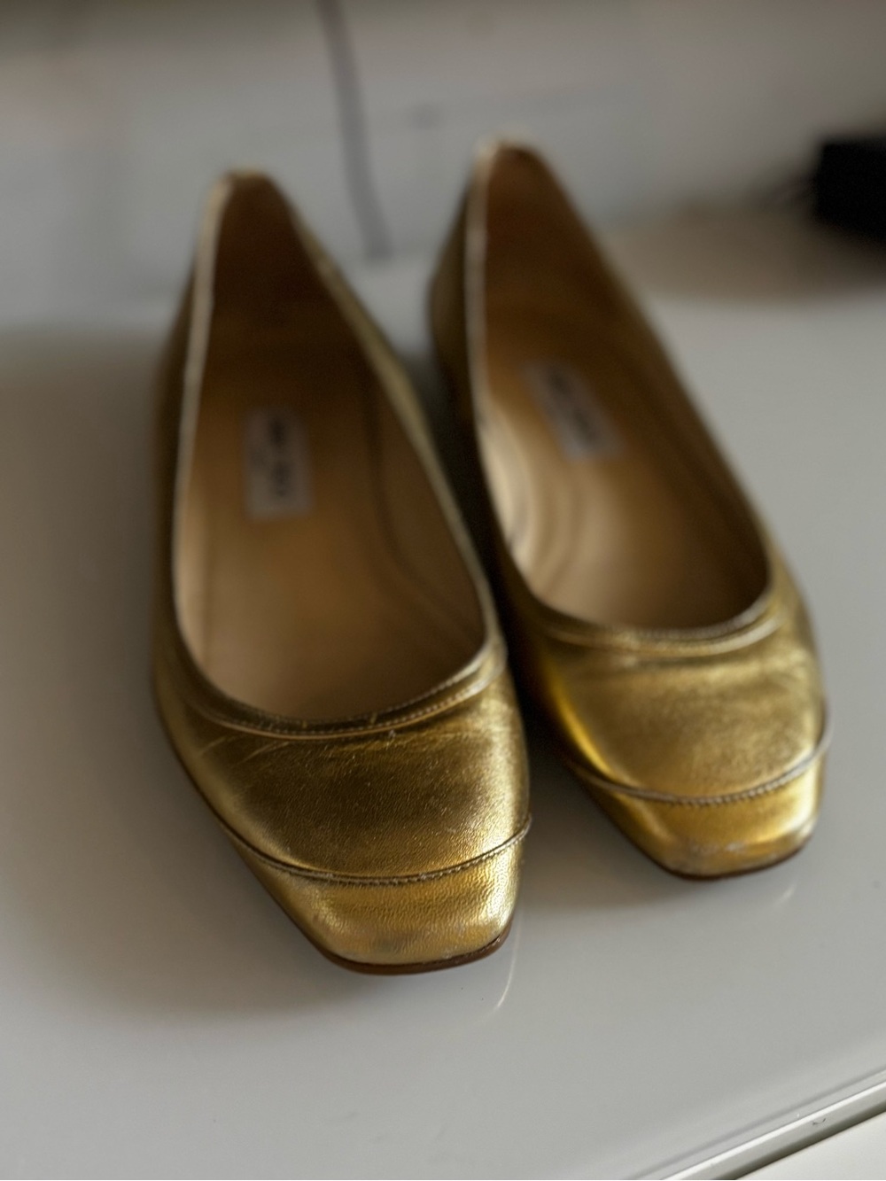 Jimmy Choo Metallic Gold Leather Ballet Flats sz 9 or eu 40 - Picture 2 of 6